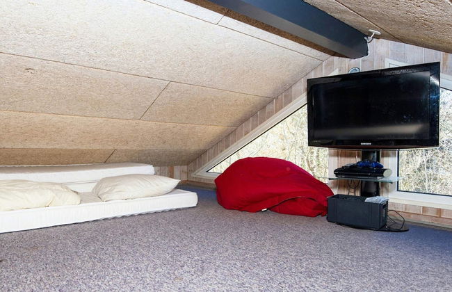 12 Person Holiday Home in Glesborg - Foto 28