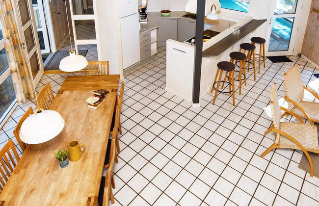 12 Person Holiday Home in Glesborg - Foto 9