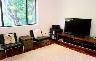 Photo 2 - Spacious 3 Bedroom Apartment 20 Min To The CBD