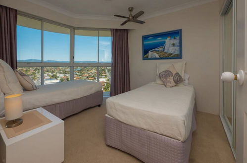 Photo 8 - Burleigh Surf Apartments