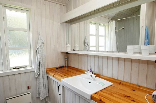 Photo 11 - 6 Person Holiday Home in Albaek