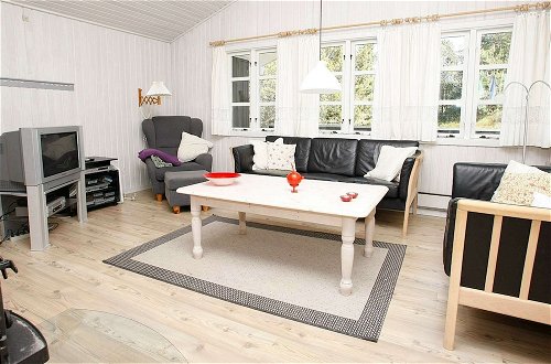 Foto 9 - 6 Person Holiday Home in Albaek