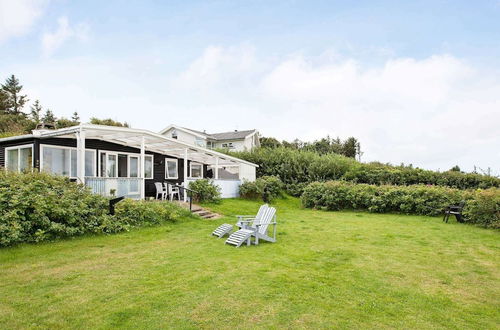 Foto 1 - 6 Person Holiday Home in Gilleleje