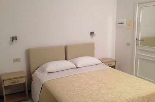 Photo 3 - Guest House La Piazzetta