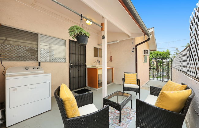 Stylish & Charming 15min to Downtown LA - Photo 23