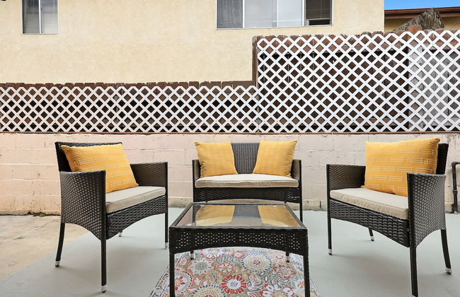 Stylish & Charming 15min to Downtown LA - Photo 38