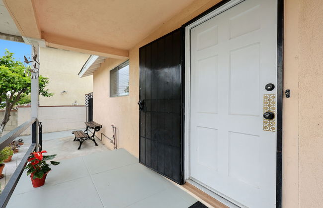 Stylish & Charming 15min to Downtown LA - Photo 36