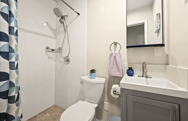 Stylish & Charming 15min to Downtown LA - Photo 25