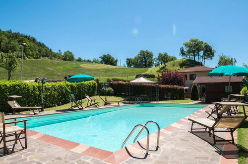 Photo 28 - Villa in Lonnano With Pool