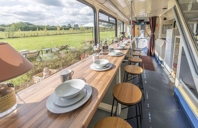 Double Decker Bus on an Alpaca Farm Sleeps 8 - Foto 38