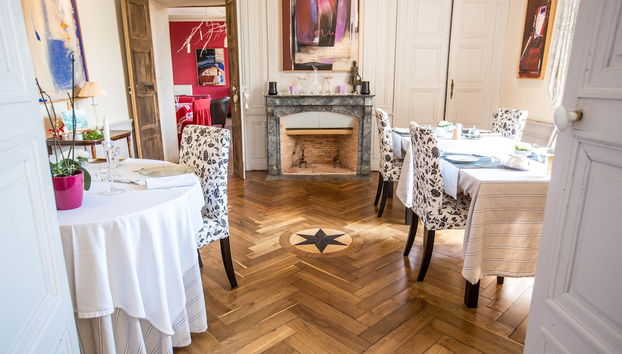 Coin salon dans le hall