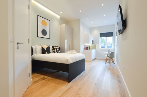 Photo 1 - Earls Court West Serviced Apartments by Concept Apartments