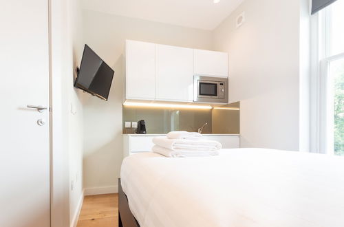 Photo 17 - Earls Court West Serviced Apartments by Concept Apartments