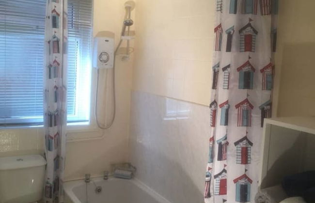 Cosy 2-bed Apartment Near the Beach in Morecambe - Foto 8