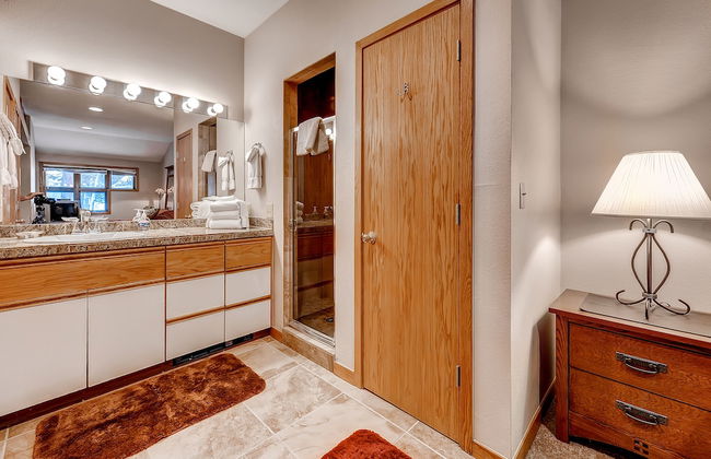 River Glen Condos by CRMR - Photo 5