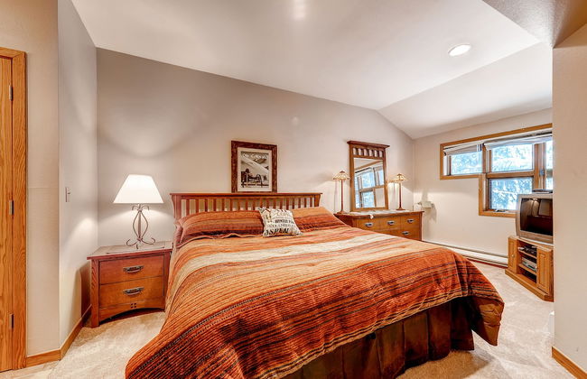 River Glen Condos by CRMR - Photo 8