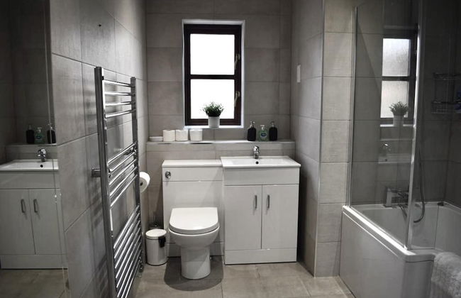 Immaculate 3-bedroom House in Milton Keynes - Photo 22