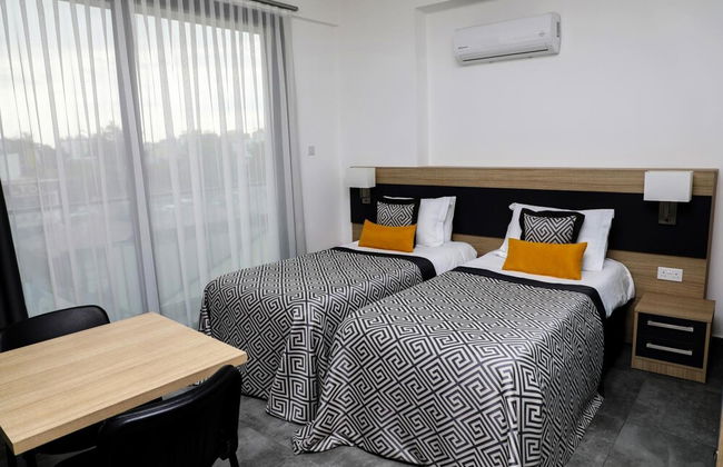 Sky Roof Hotel - Foto 14
