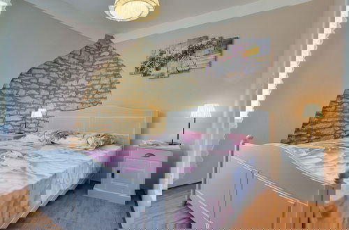 Photo 5 - Spacious Holiday Home in Rakalj With Pool