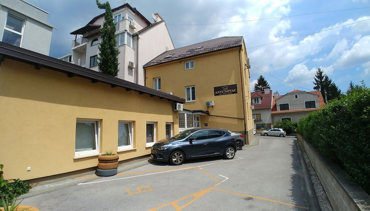 Photo 1 - Rooms Villa Antunovac