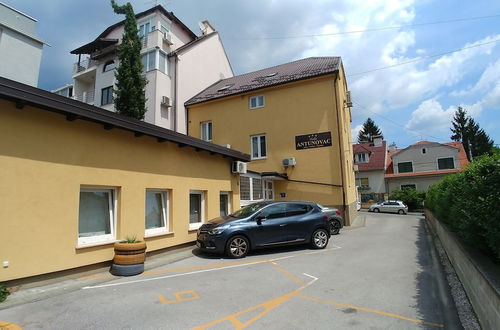 Photo 1 - Rooms Villa Antunovac