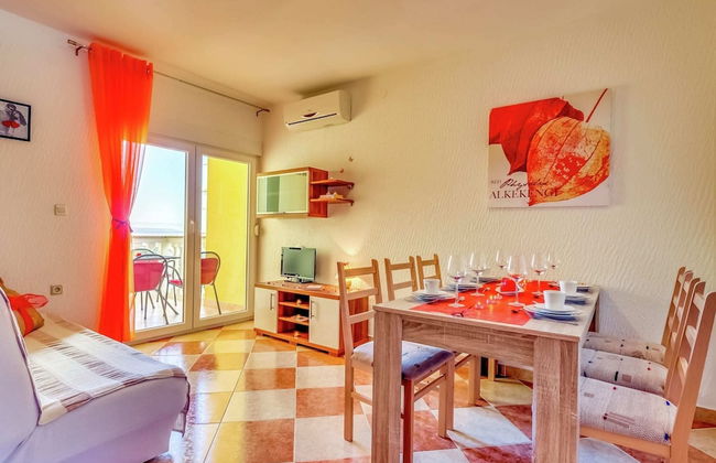 Serene Apartment in Dramalj with Hot Tub - Foto 22