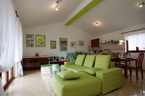 Photo 9 - Luxurious Apartment in Sajini Croatia