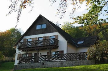 Photo 22 - Cozy Holiday Home in Düdinghausen Sauerland near Ski Area