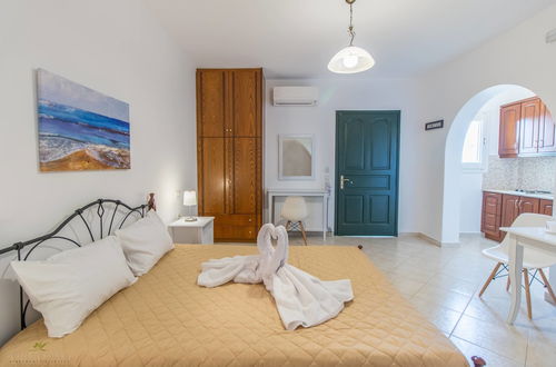 Photo 12 - Iphimedeia Apartments & Suites