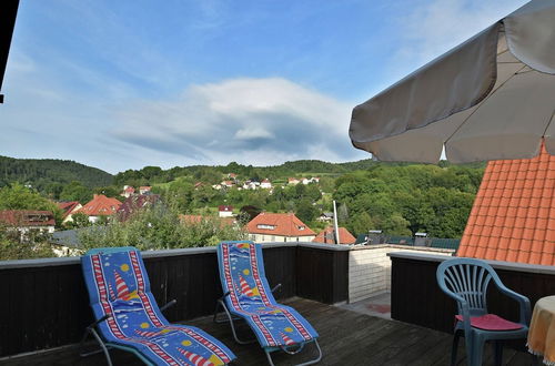 Foto 13 - Lovely Holiday Home in the Thuringian Forest With Roof Terrace and Great View