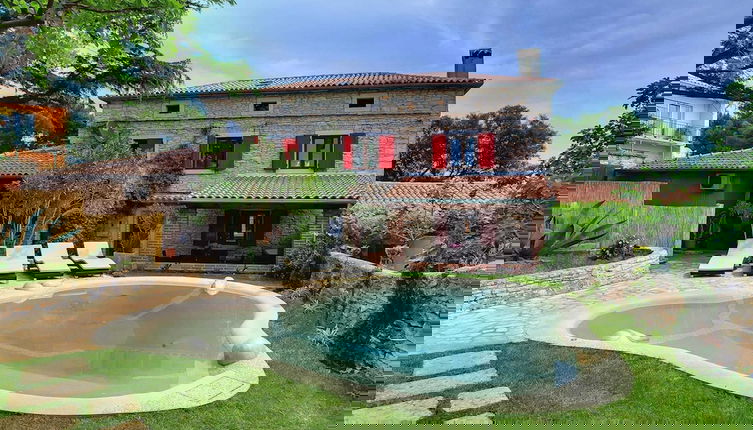 Foto 1 - Holiday Home Liznjan With Pool Near Beach