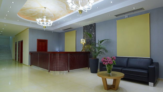 Coin salon dans le hall