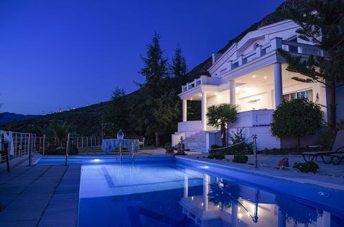 Foto 33 - Beachside Bliss - Luxury Sanctuary & Private Pool