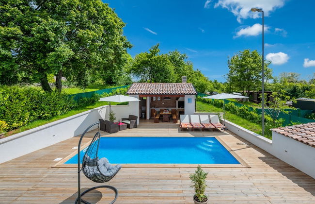 Modern Holiday Home With Pool in Pazin - Foto 16