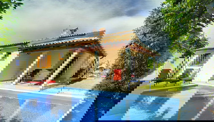 Foto 1 - Detached Modern Villa With Pool and Fenced Yard Near the Sea