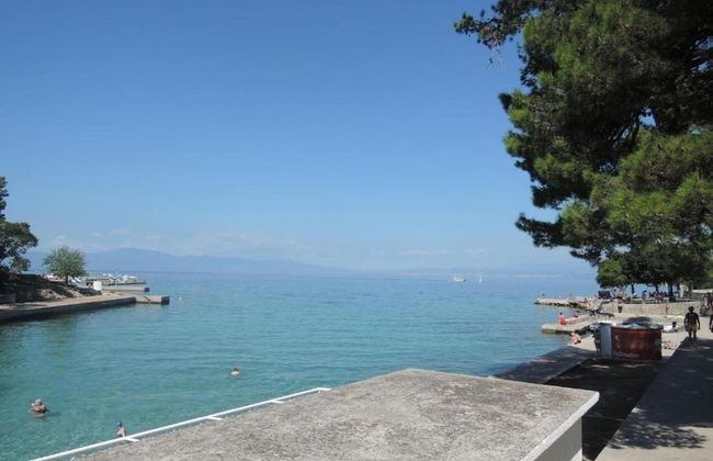 Cozy Apartment in Malinska near Sea - Foto 37