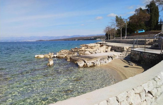 Cozy Apartment in Malinska near Sea - Foto 39