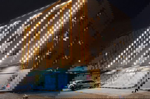 Photo 1 - Al Asr almasi Suite Apartments