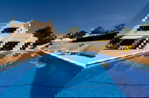 Foto 30 - Villa Eucalipto With Private Pool
