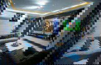 Foto 1 - Fully Furnished Two Bedrooms, Modern Kitchen, Wifi