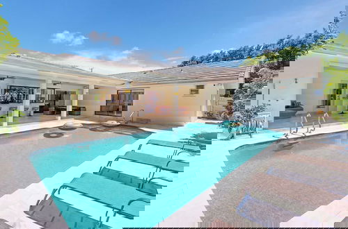 Foto 1 - Villa Shapira 6BR Designer Home w Pool