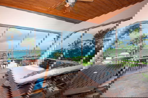 Photo 13 - Seven Palms Serenity: Beachfront Oasis