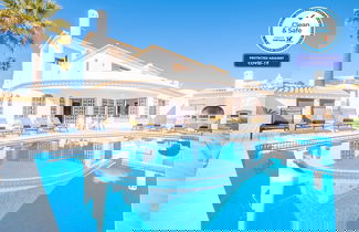 Foto 1 - Villa Molucas