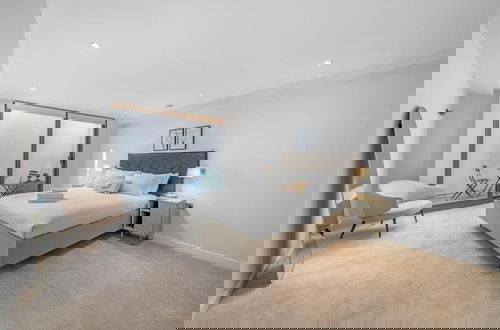 Foto 2 - JOIVY Stylish Chelsea home w/patio.