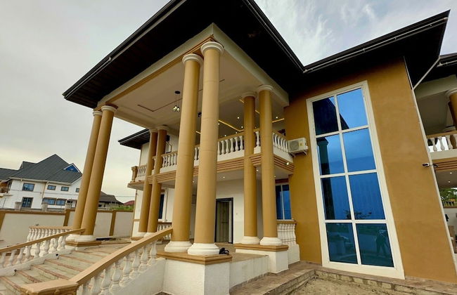 Nanani Luxury Villa - Kumasi - Photo 32