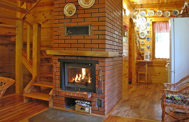 Fenced Cottage in the Middle of Nature, Right by the Lake, Rentyny - Foto 5