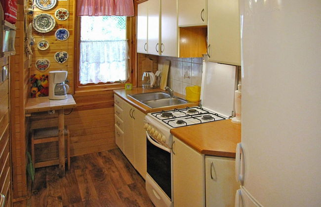 Fenced Cottage in the Middle of Nature, Right by the Lake, Rentyny - Foto 4