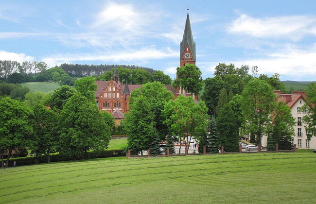 Fenced Cottage in the Middle of Nature, Right by the Lake, Rentyny - Foto 8