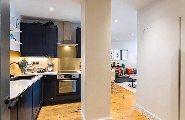 Stunning Modern Apartment in the Heart of Holborn - Photo 10