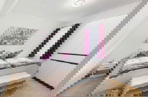 Photo 3 - Modern Apartment in Sebnitz With a Terrace in Sebnitz